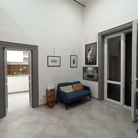 Glocal Flat Maqueda Apartment Palermo Bagian luar foto